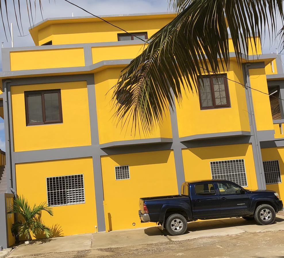 Khalkob'S Estate Apartment Placencia ภายนอก รูปภาพ