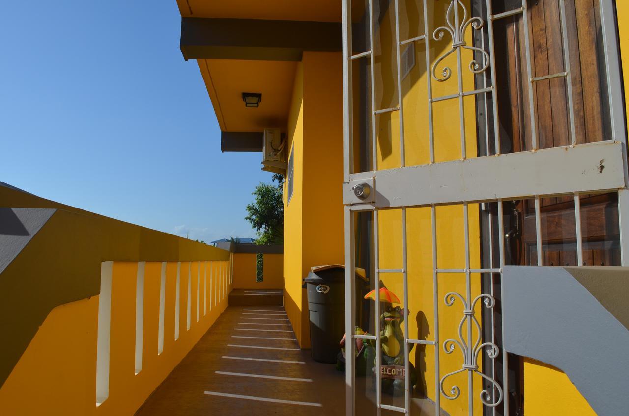 Khalkob'S Estate Apartment Placencia ภายนอก รูปภาพ