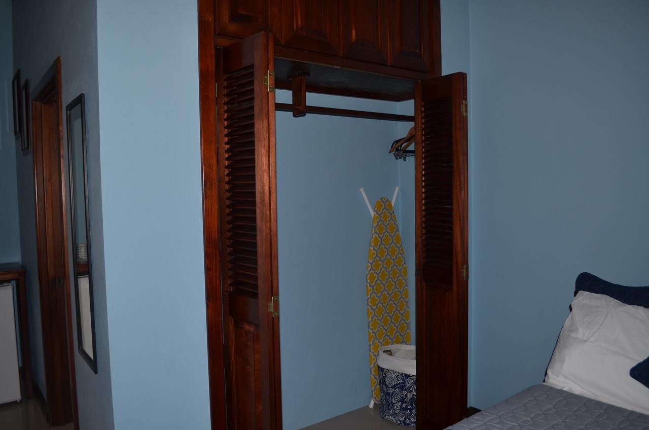 Khalkob'S Estate Apartment Placencia ภายนอก รูปภาพ