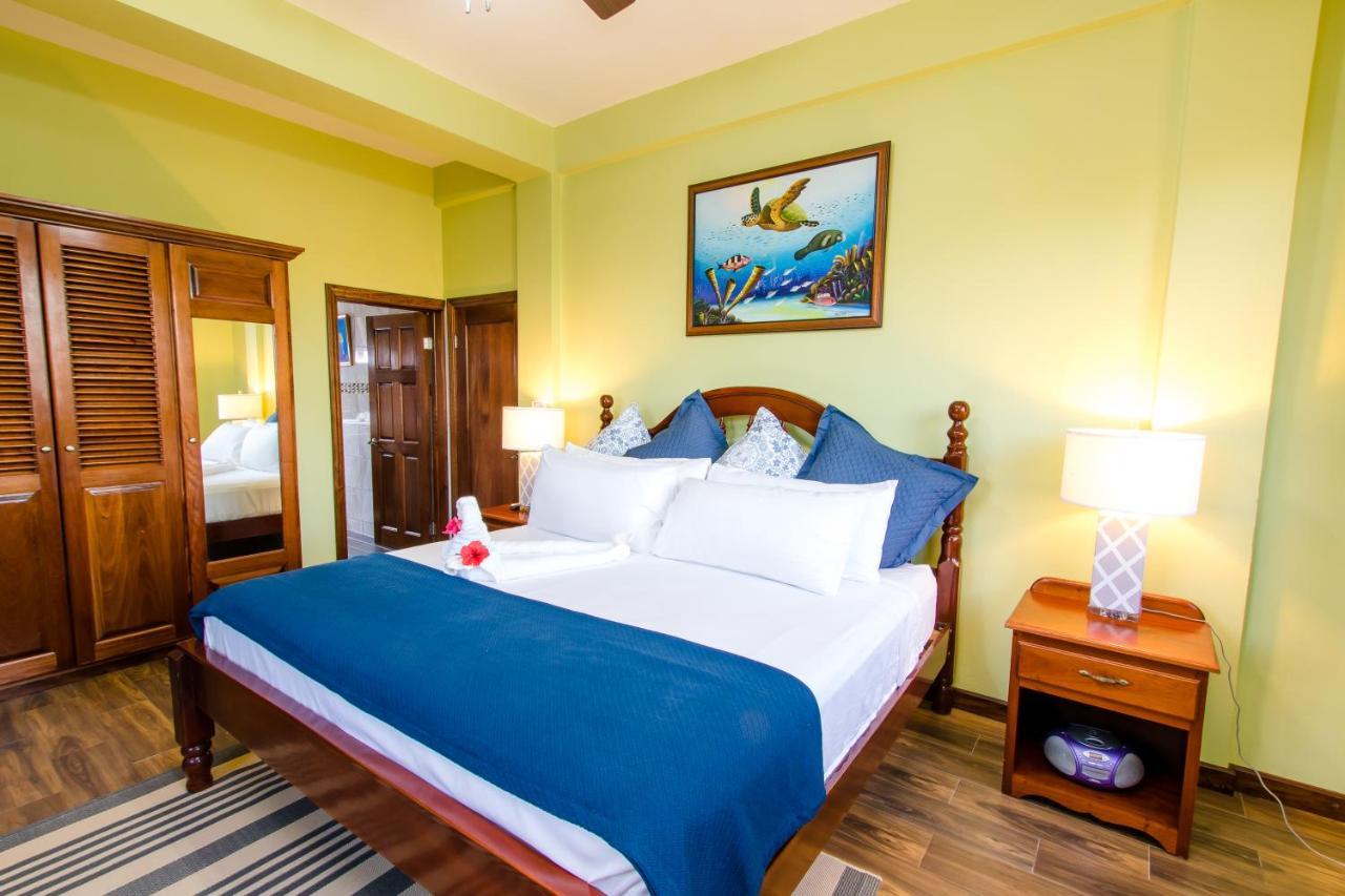 Khalkob'S Estate Apartment Placencia ภายนอก รูปภาพ
