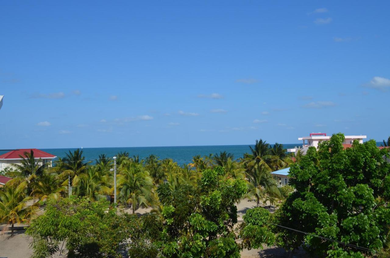 Khalkob'S Estate Apartment Placencia ภายนอก รูปภาพ
